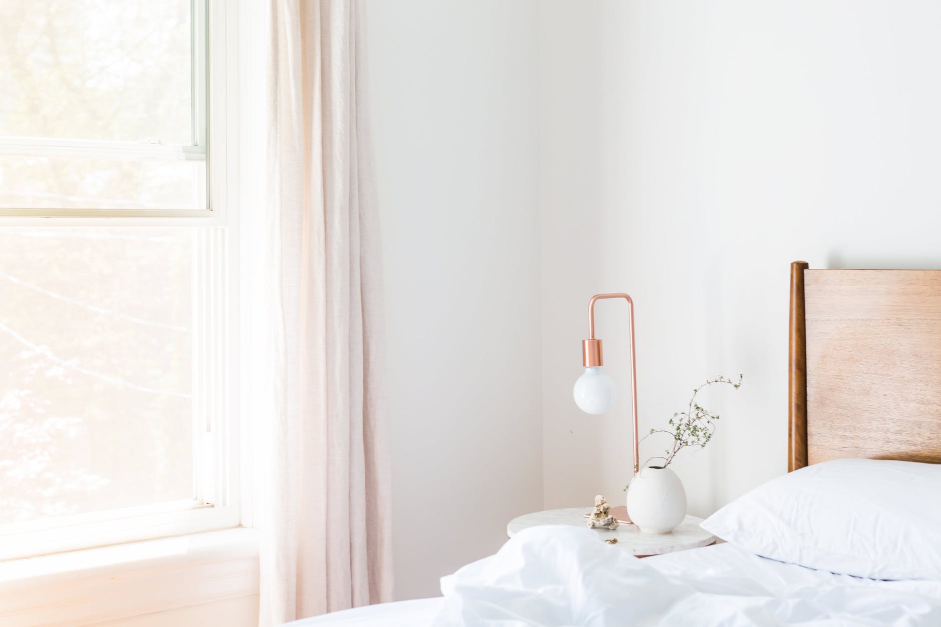 8 Design Tricks to Make A Small Bedroom Better