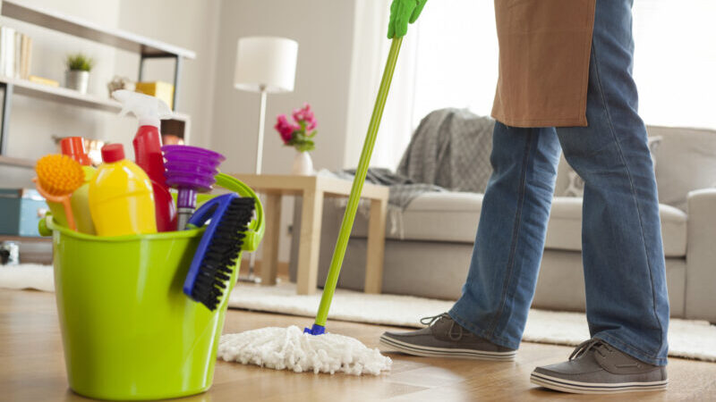 5 Tips for a Squeaky Clean Home Before Listing It