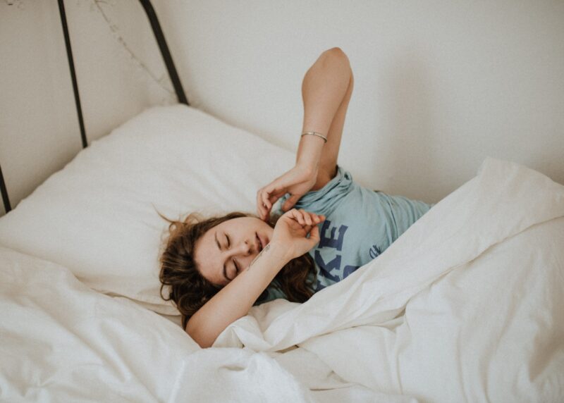 how sleep impacts weight loss