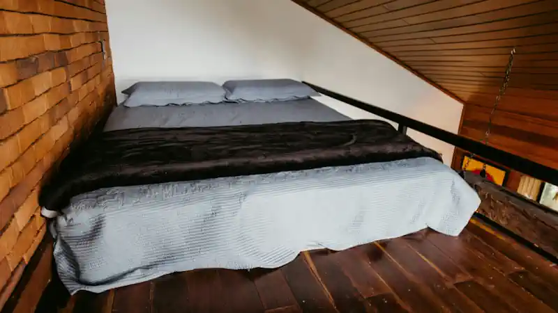 Murphy Bed Hacks: 8 Shelving and Storage Ideas for Small Bedrooms